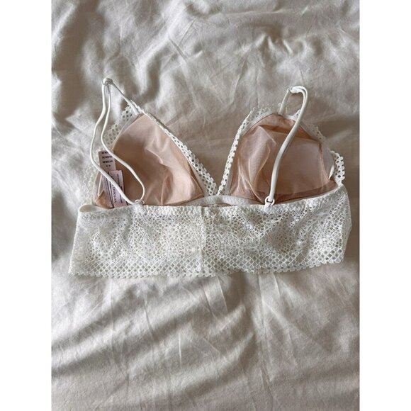 Victoria's Secret Bralette Under Bust Lace Cups Lightweight White Size Medium - Picture 5 of 7